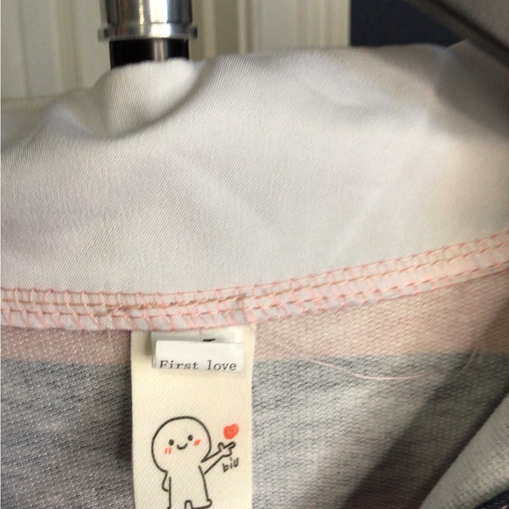 First Love Pink and Gray Top - Picture 3 of 9